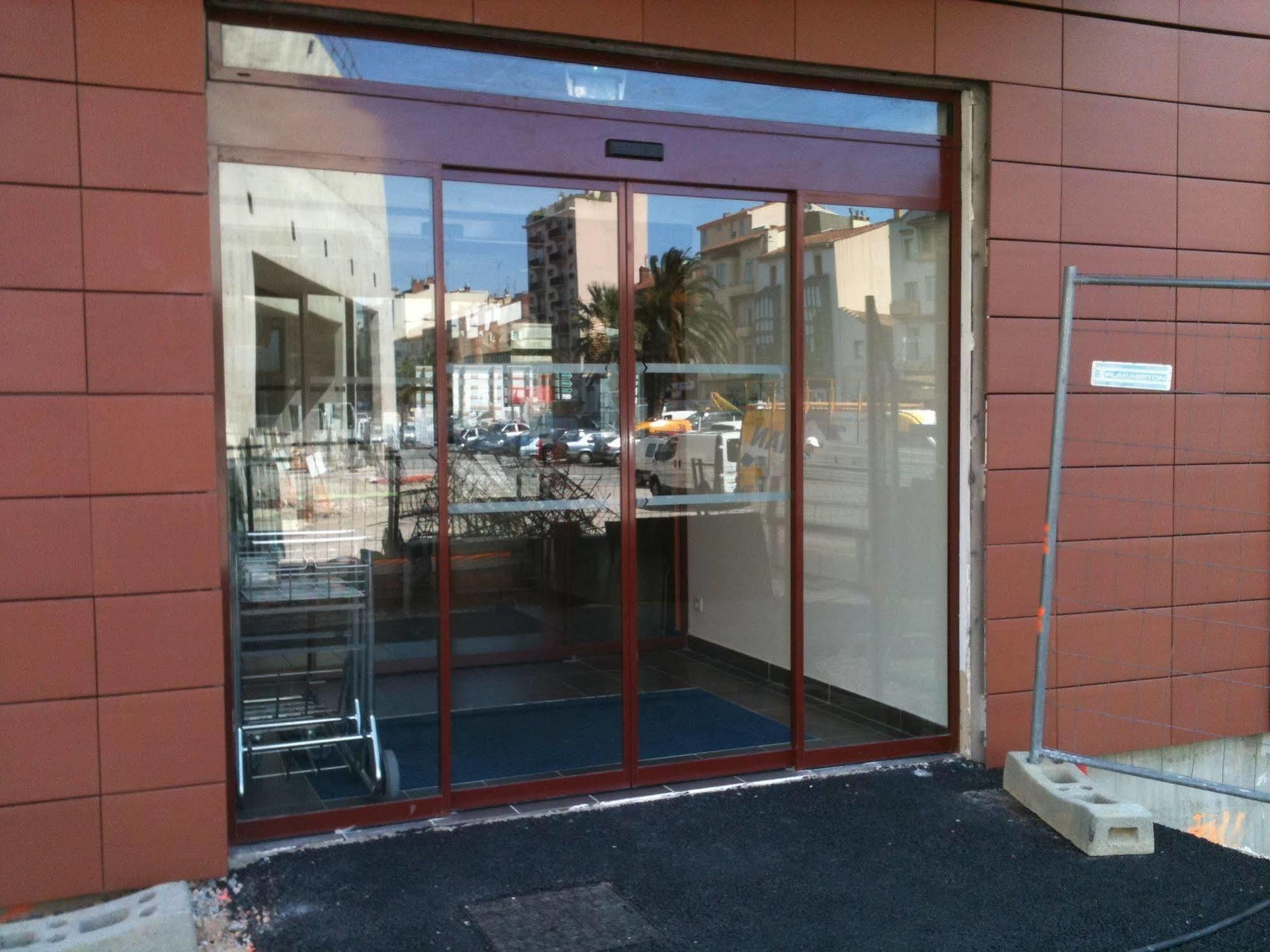 Ibis Budget Perpignan Centre المظهر الخارجي الصورة